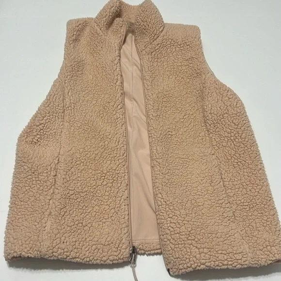 Calia pink Sherpa Vest, zip up size med - Picture 1 of 6